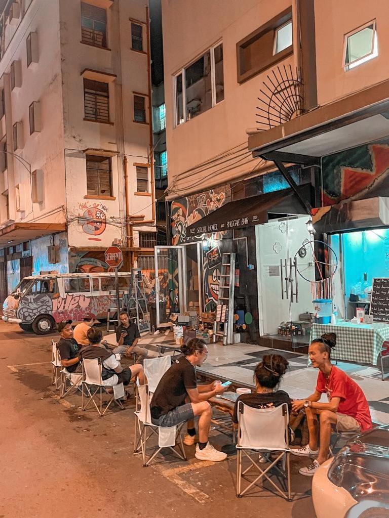 H2 Worldpackers , The Social Hotel Kota Kinabalu Esterno foto